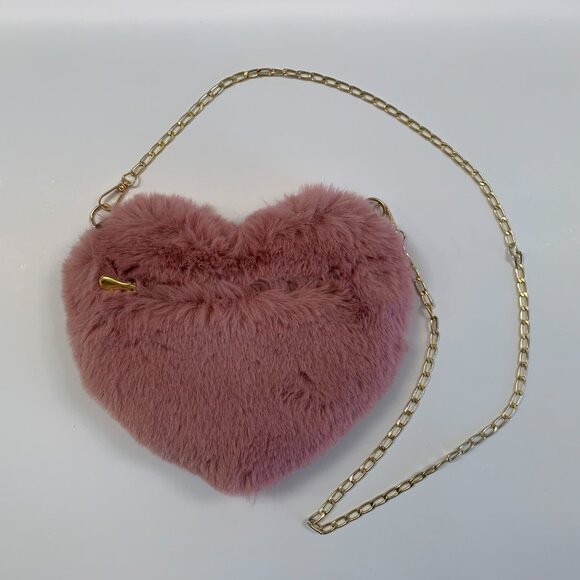 Heart Shaped Furry Crossbody Bag W/Gold Chain - 70's Retro - Dark Pink - NWT - Picture 3 of 12